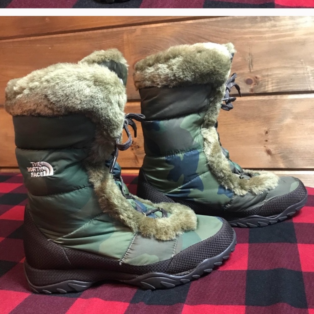 COPY - North Face down winter boots